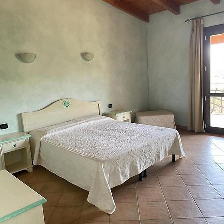 Вилла Agriturismo San Giovanni Ольбия Экстерьер фото